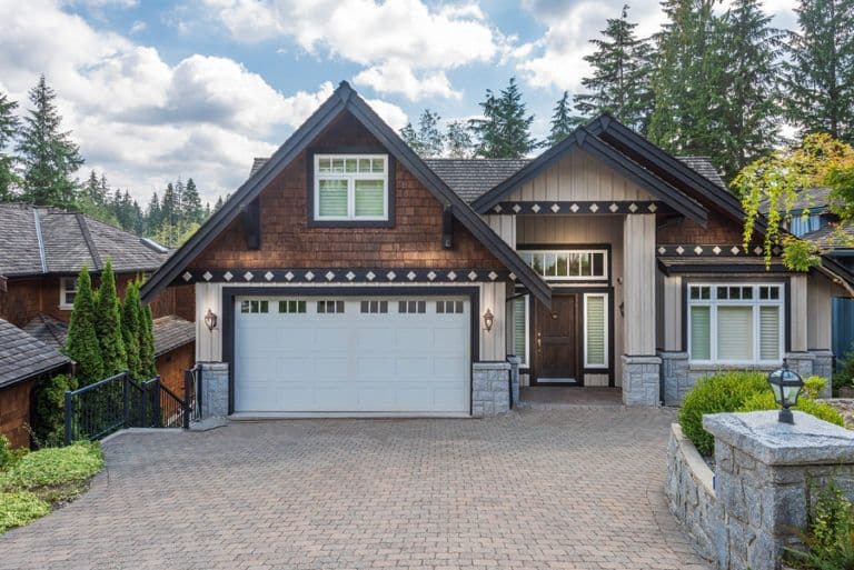 Prepping and Cleaning Your Patio Pavers
